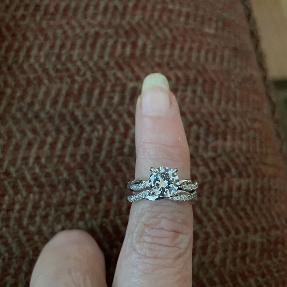 Elegant Silver Diamond Ring Set